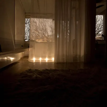 Architectural Loft Apartment *